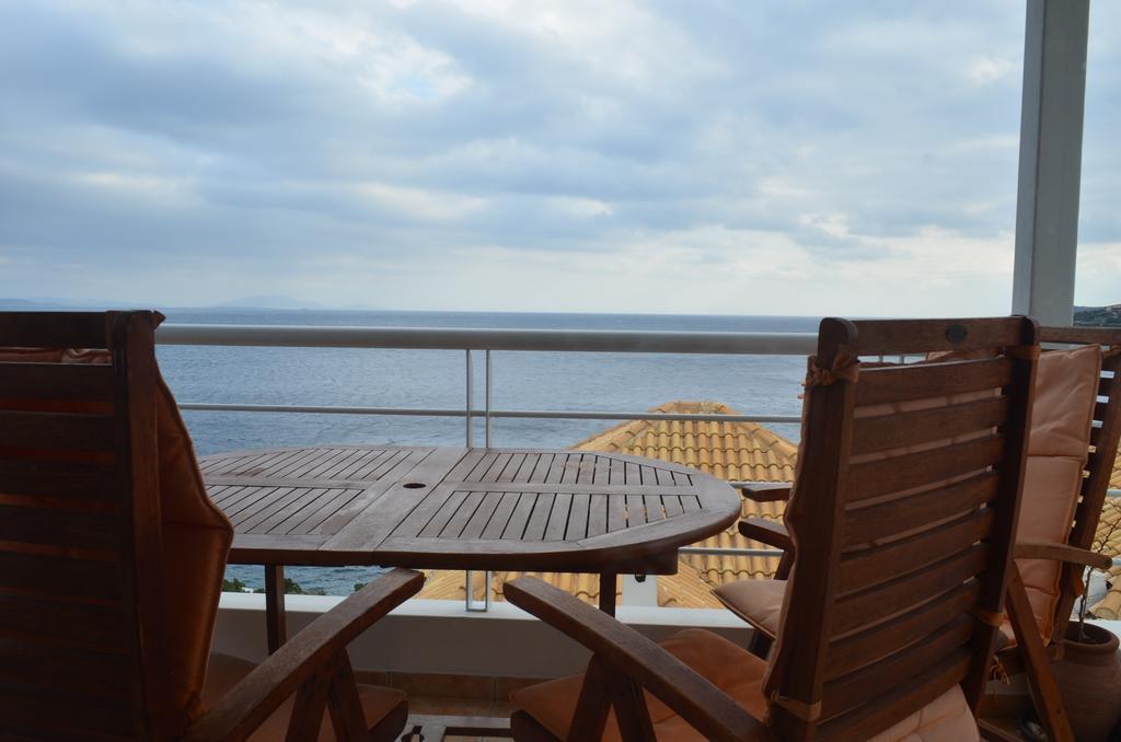Giorgis Home Seafront Схиниас Экстерьер фото